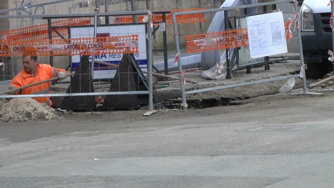 Lecce, nuovi interventi per il rifacimento del manto stradale dopo i lavori di AQP - TeleRama News